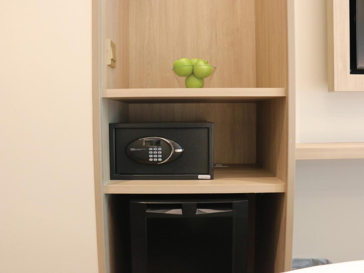 Aqueen Prestige Hotel Jalan Besar Σιγκαπούρη Εξωτερικό φωτογραφία