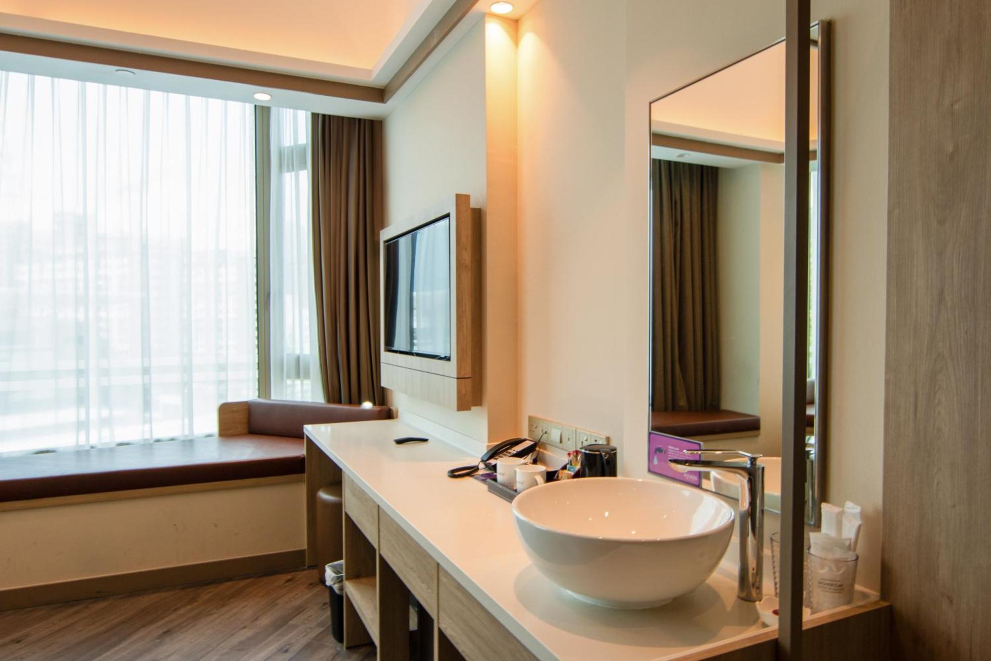 Aqueen Prestige Hotel Jalan Besar Σιγκαπούρη Εξωτερικό φωτογραφία